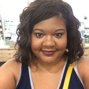 Meet your Posher, Joy