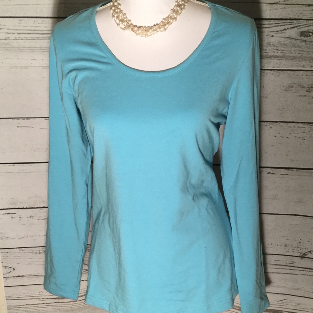 City Hearts light Tiffany blue top
