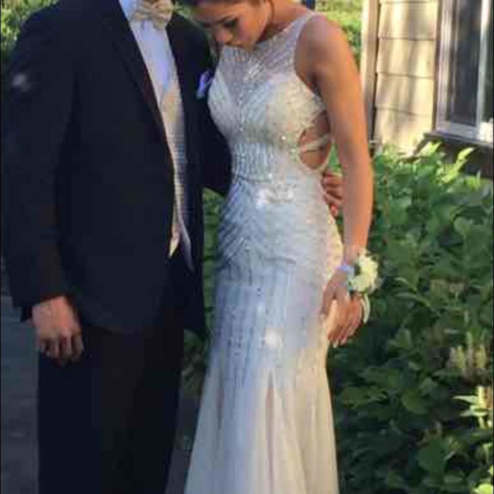 Cream prom dress