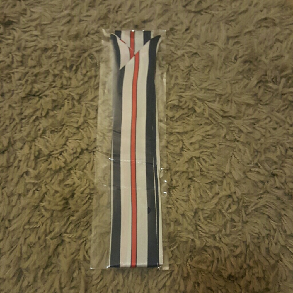 1 Twilly Scarf