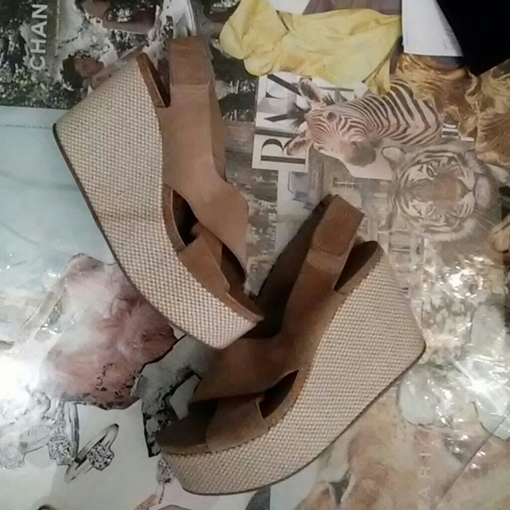 Sold Pedro Garcia wedge with velcro closure new