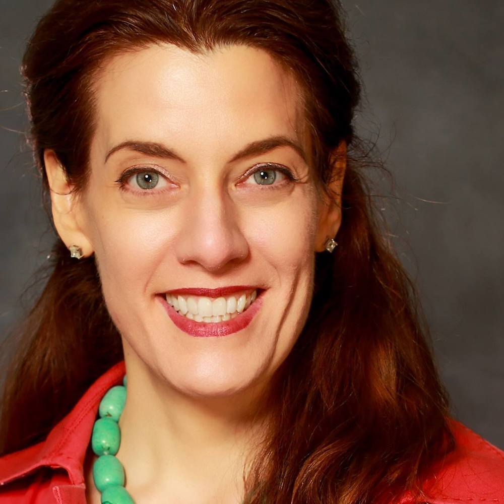 Meet your Posher, Carolyn