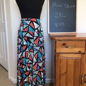 LuLaRoe maxi skirt size 2xl