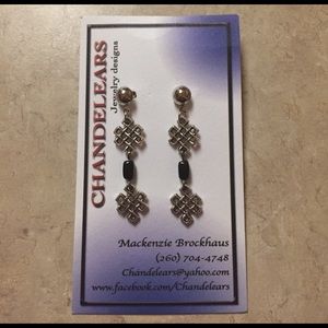 WAFFLE PATTERN STUD DANGLE EARRINGS