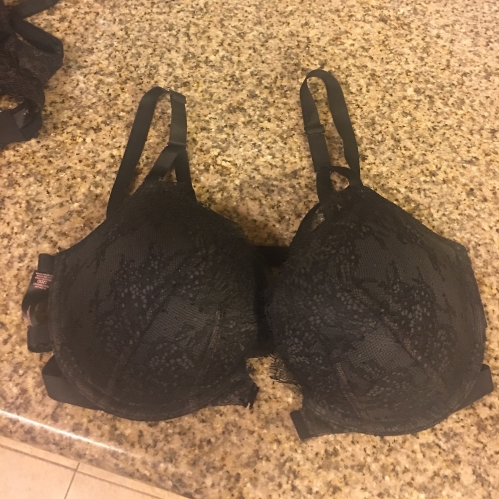 Victoria secrets bra