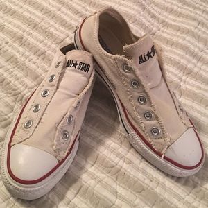 Converse shoes. Barely worn.