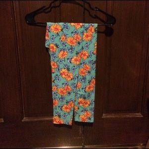 GUC BEAUTUFUL FLORAL LLR OS LEGGINGS