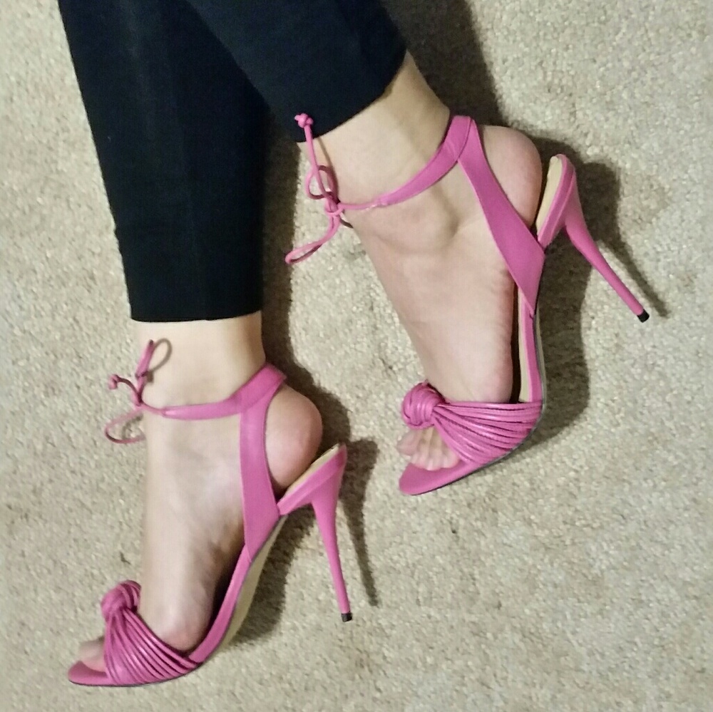 4 DAYS LEFT! NIB Aldo heels, pink, 7