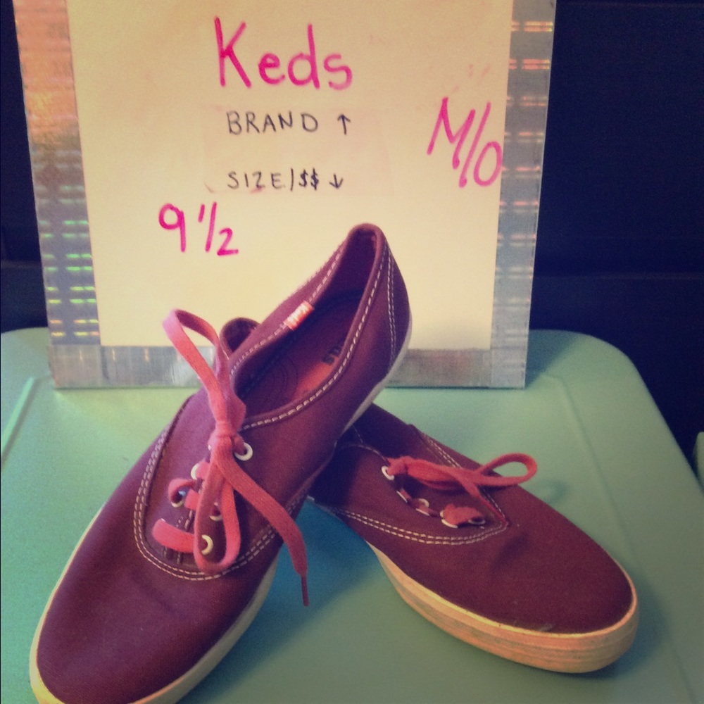 Keds Burgundy Champions