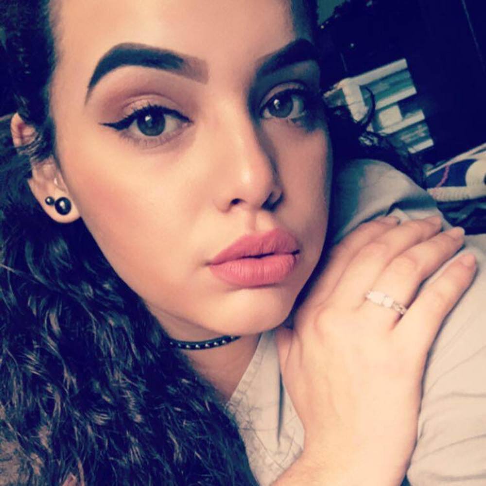 Meet your Posher, Queen