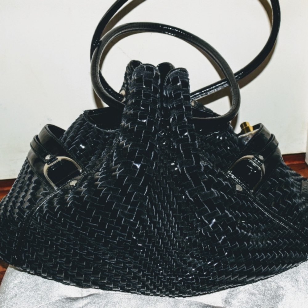 💕Final Mark Down💃{Cole Haan} Leather hobo bag