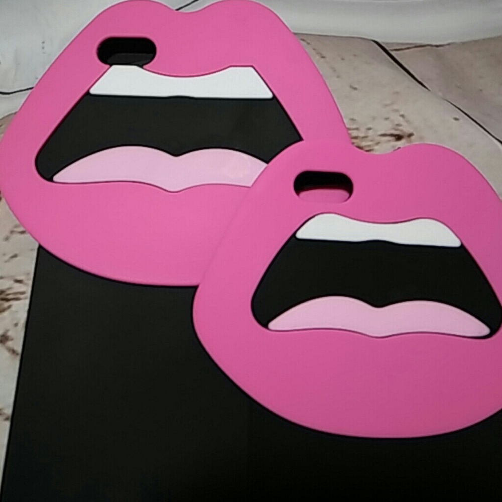 Iphone lip case