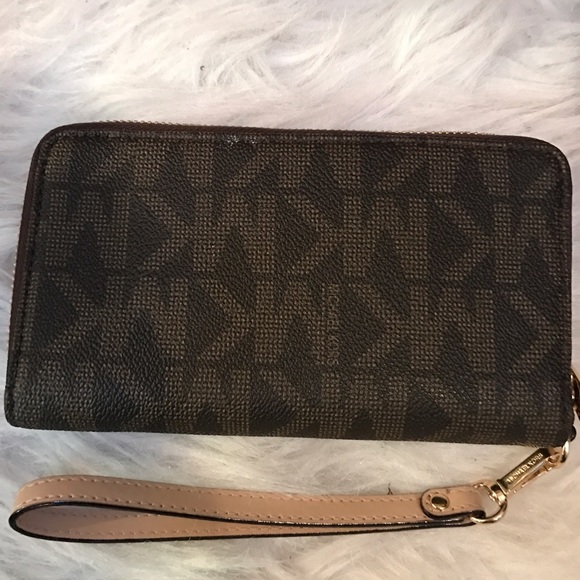 Brown Michael Kors Wallet Wristlet - Picture 2 of 2