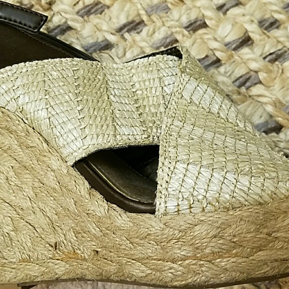 JS Wedge Sling Back Sandals - Picture 2 of 4