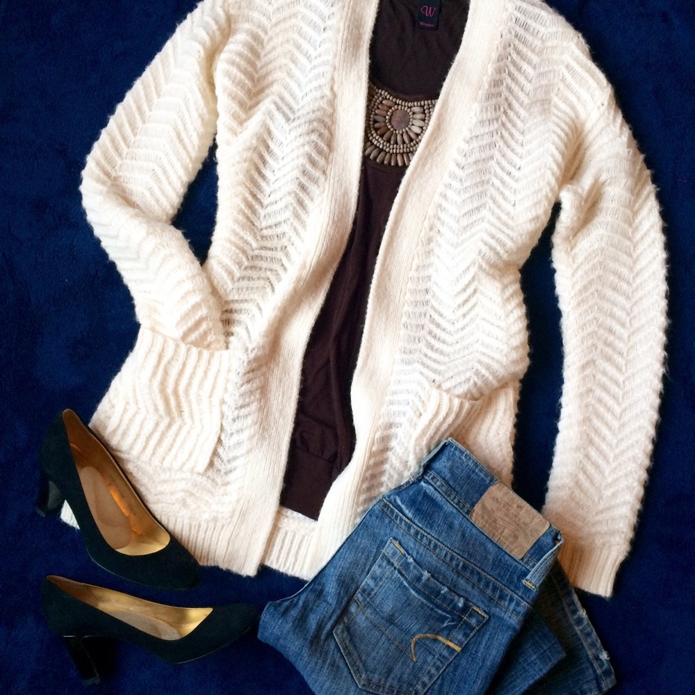 Sunwashed Wood Embellishment Top