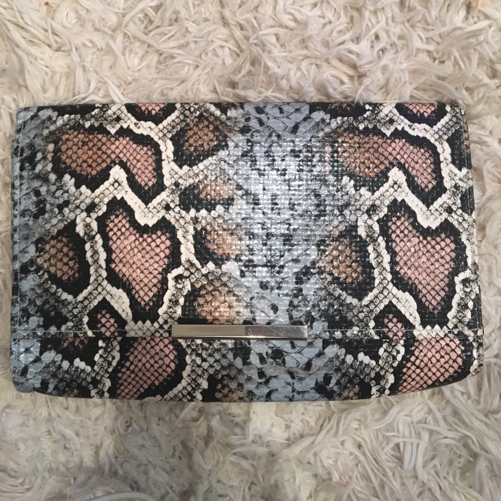 Envelope Clutch