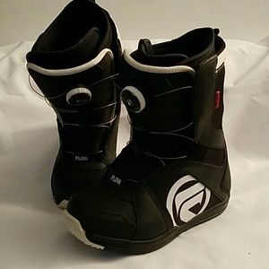 Flow Vega Snowboarding boots sz: 6.5 w