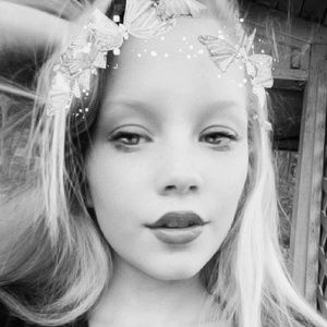 Meet your Posher, Sariana