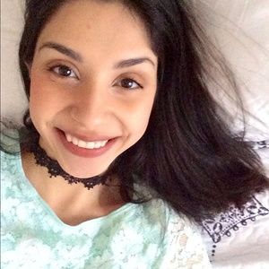 Meet your Posher, Laura