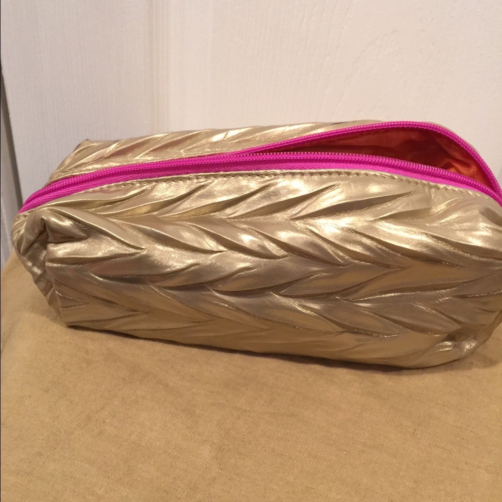 Gold make up case