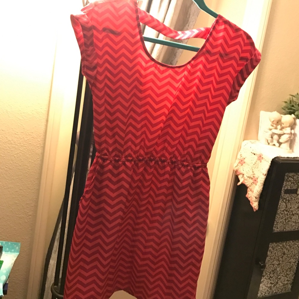 NWOT-Candies Chevron Dress ❤️