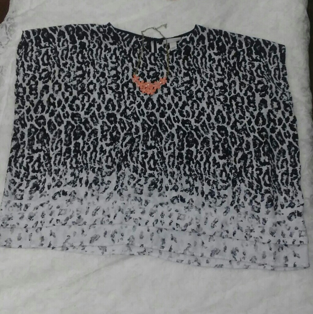 AVA VIV  oversized black &white cheata print shirt