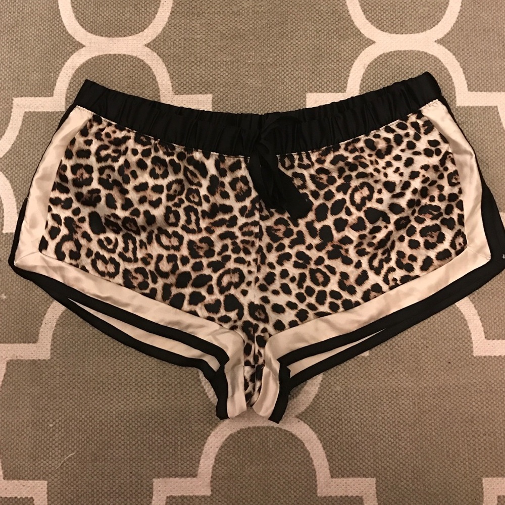 Victoria Secret Silk shorts ||L|| never worn