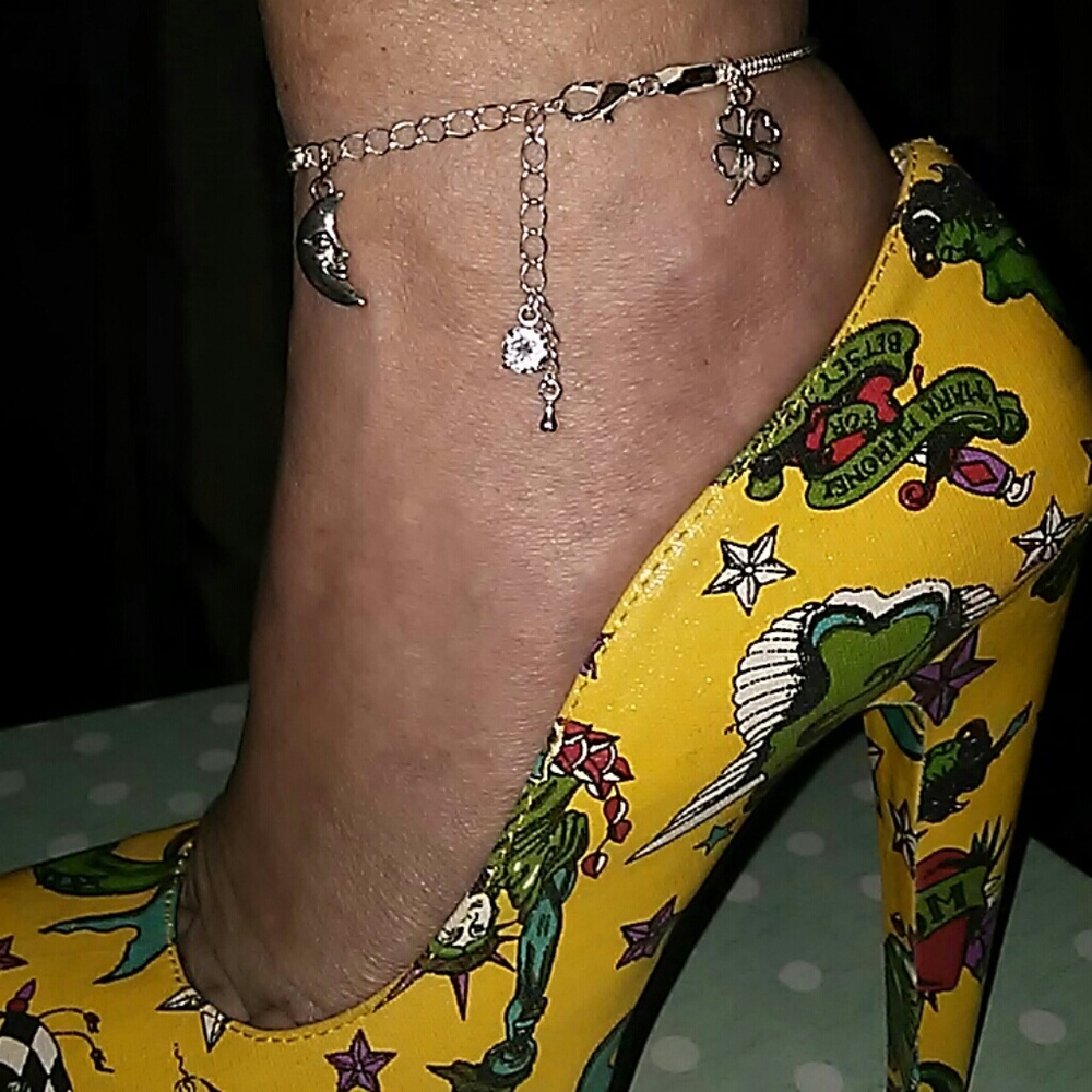 SILVER 3 CHARM ANKLE BRACELET