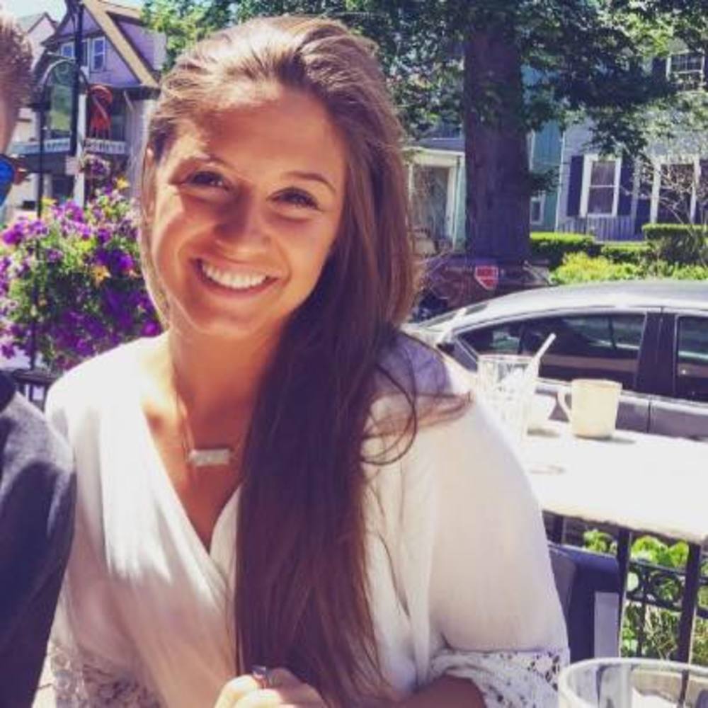 Meet your Posher, Emily