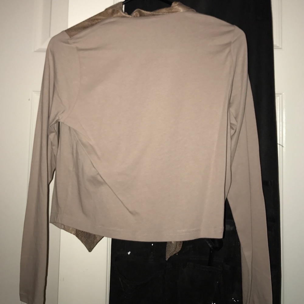 Tan jacket - Picture 2 of 2