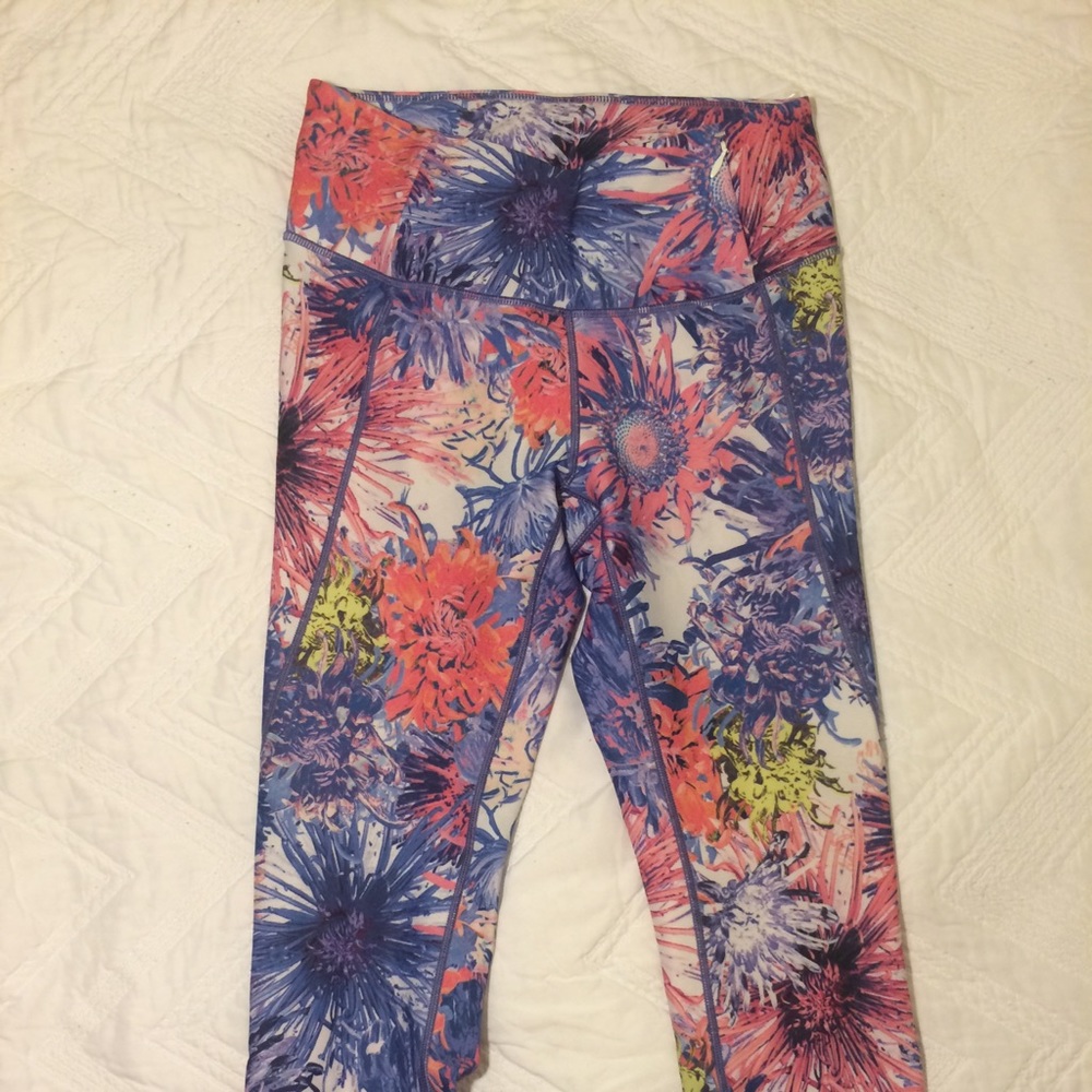 Calia by Carrie Underwood workout capris