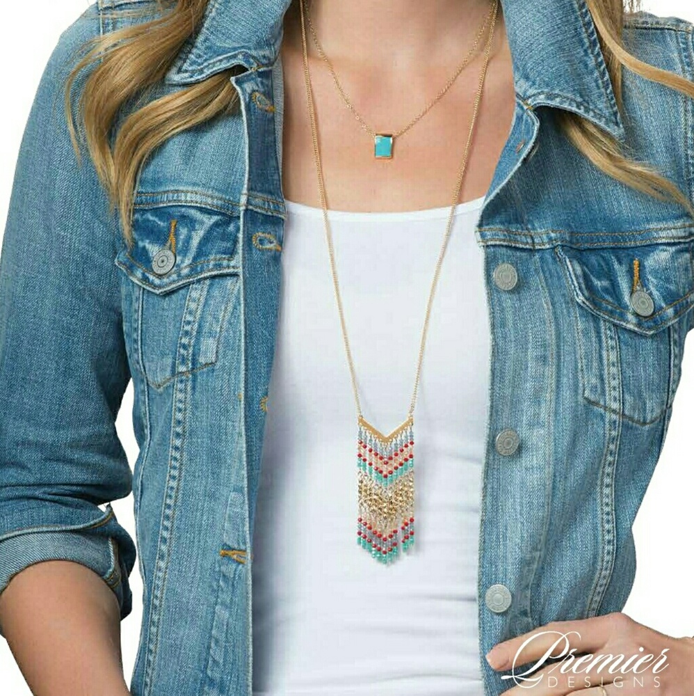 Gold tone 'Fringe' Necklace
