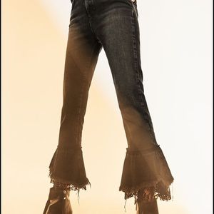 Zara lace hem jeans **Sold Out**