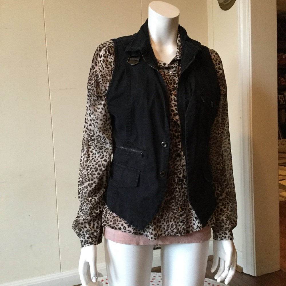 Guess black button & zip vest, size small