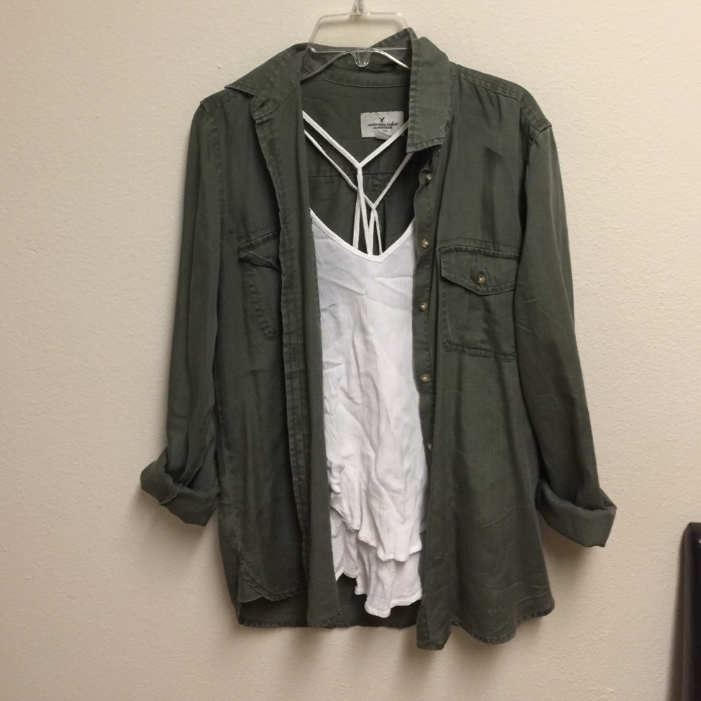 White flowy Krinkle tank top