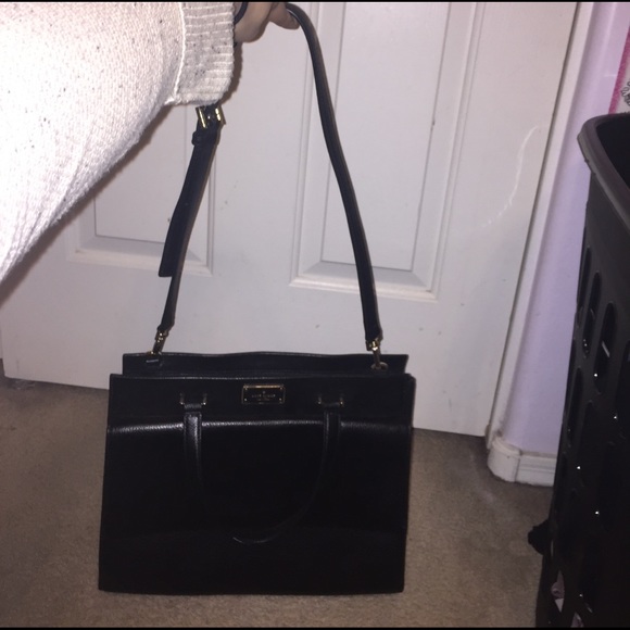 Kate Spade Handbag in GREAT condition - Picture 3 of 6