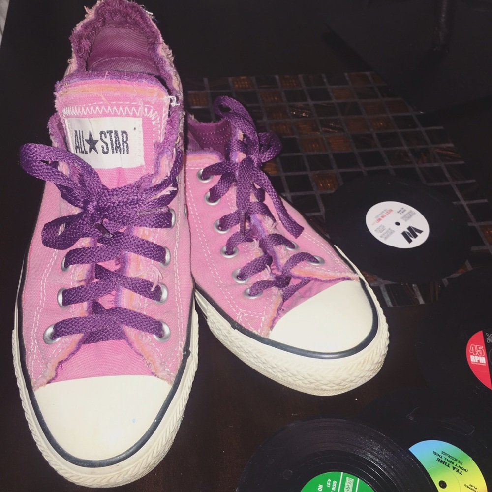 Distressed Pink Converse