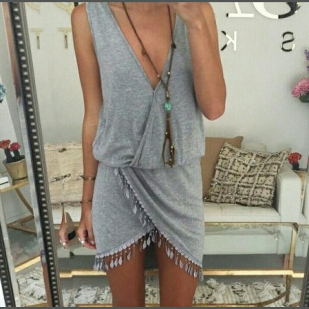 grey dress