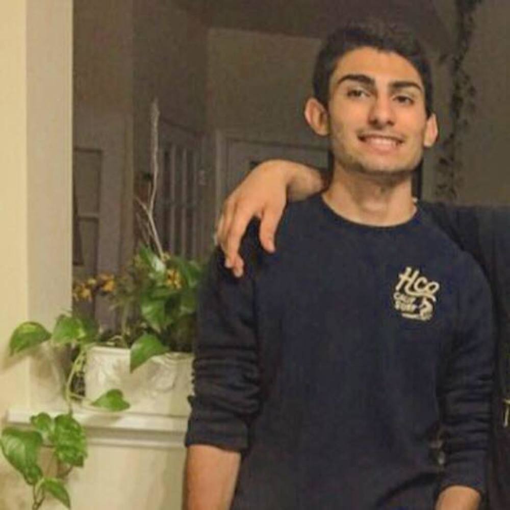 Meet your Posher, Payam