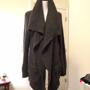 Vince. Wool/Alpaca Shawl Cardigan Grey, Large