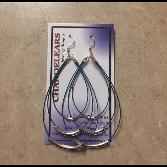 BLUE TEARDROP HOOP EARRINGS - Picture 1 of 1