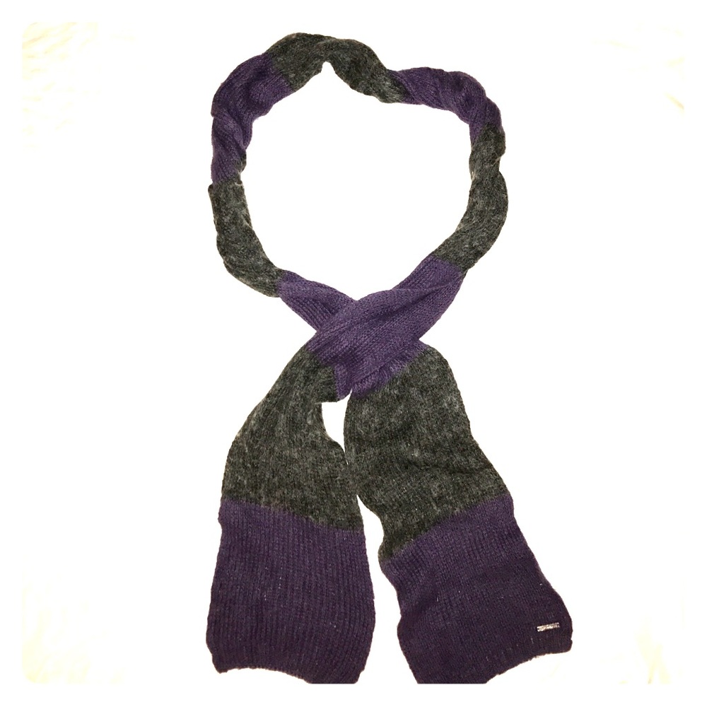 Michael Kors Wool blend winter scarf