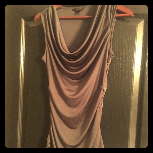 Ann Taylor silver sleeveless scoopneck top, Size M - Picture 1 of 1