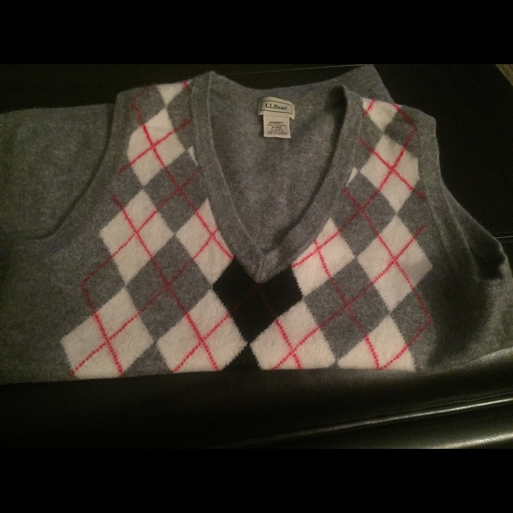 Cashmere vest