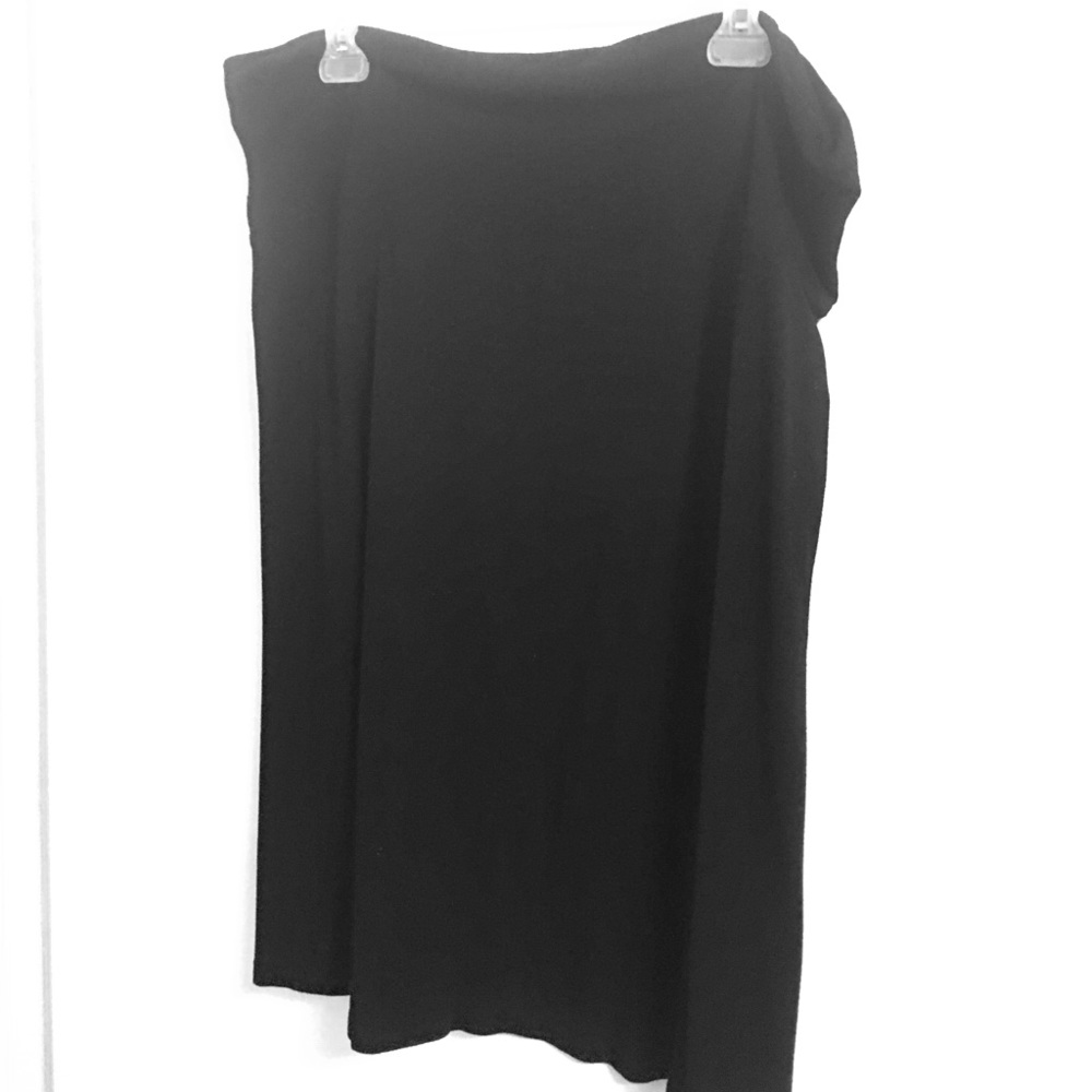 BLACK OLD NAVY knee length skirt