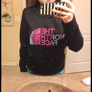 Black north face sweat shirt