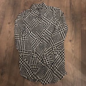 VS Button Down Collared Blouse