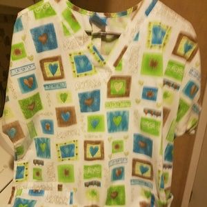 Like new scrub top!!