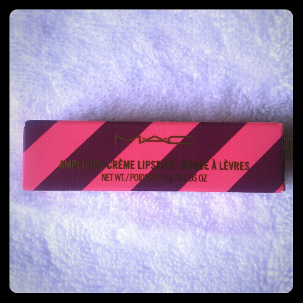 MAC Nutcracker Sweet Lipstick Saucy Little Darling