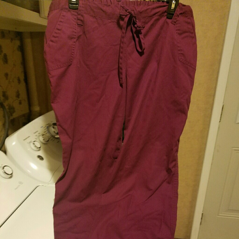 Like new flare burgundy scrub pants